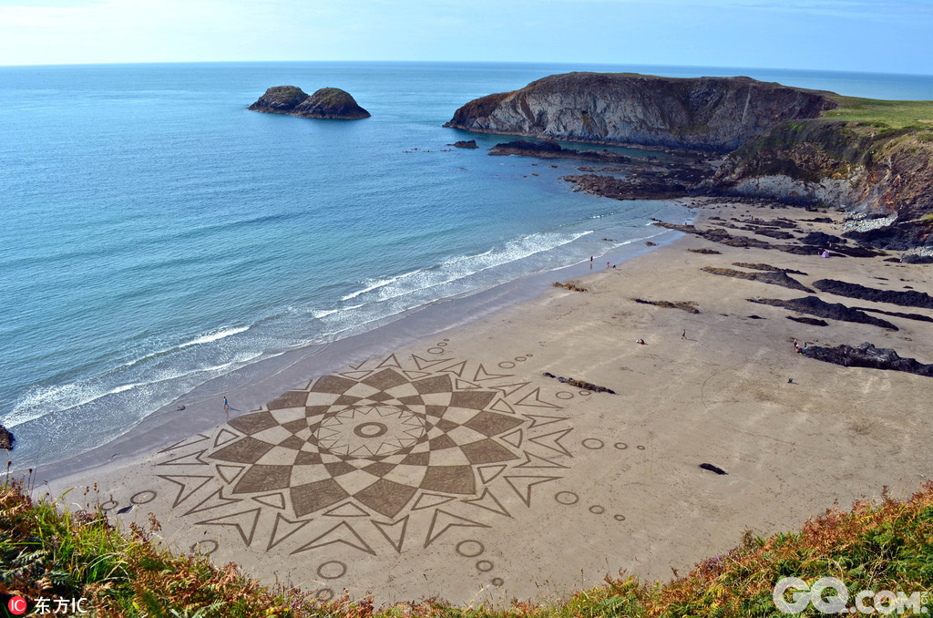 【三亿体育手机版】美国卡车偷渡案已致10死 幸存者:车上最多时有百余人(图3) 三亿体育
